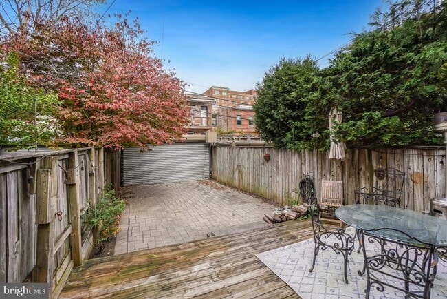 Building Photo - 1339 T St NW