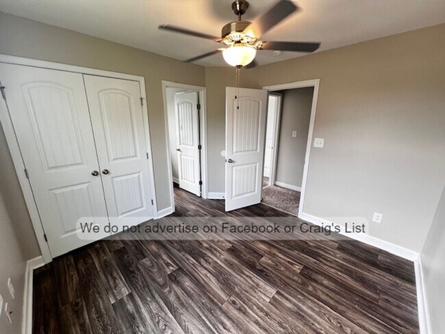 Building Photo - Eagles Ridge- Fishers Cove
