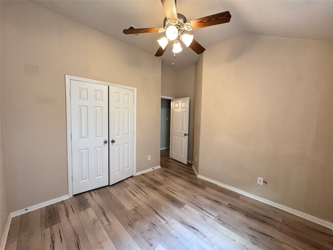 Building Photo - 25210 Ginger Ranch Dr