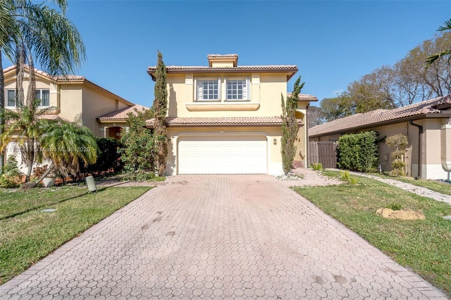 Building Photo - 5160 NW 112th Ct
