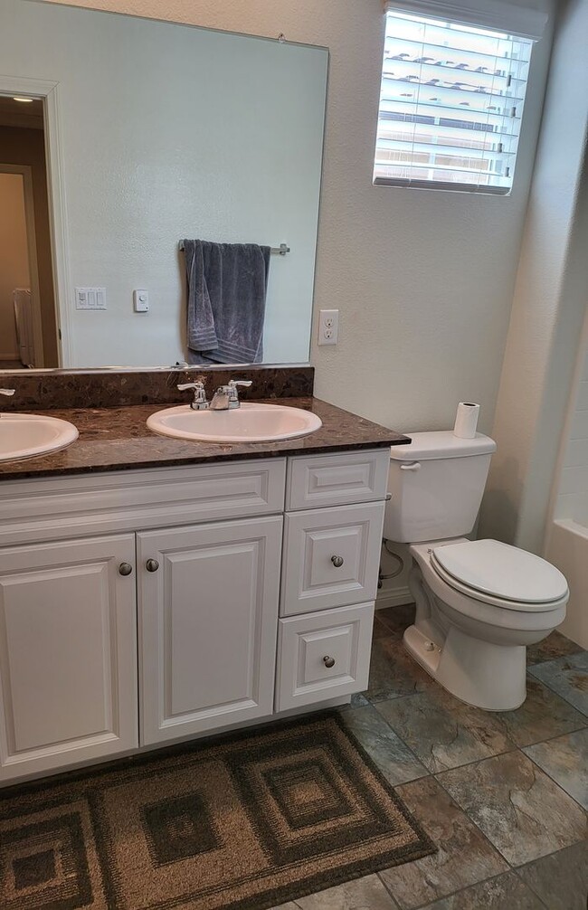 Building Photo - Otay Ranch 3 bedroom 2.5 bath 1917 sqft 2 ...