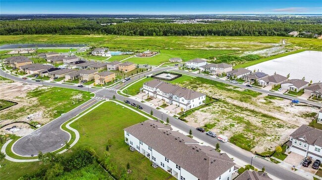 Building Photo - 2542 Grey Hawk Dr