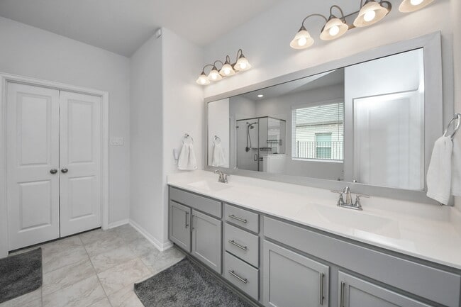 Building Photo - 1614 Sequoia Run Dr