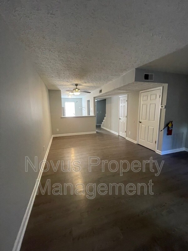 Building Photo - 763 South St