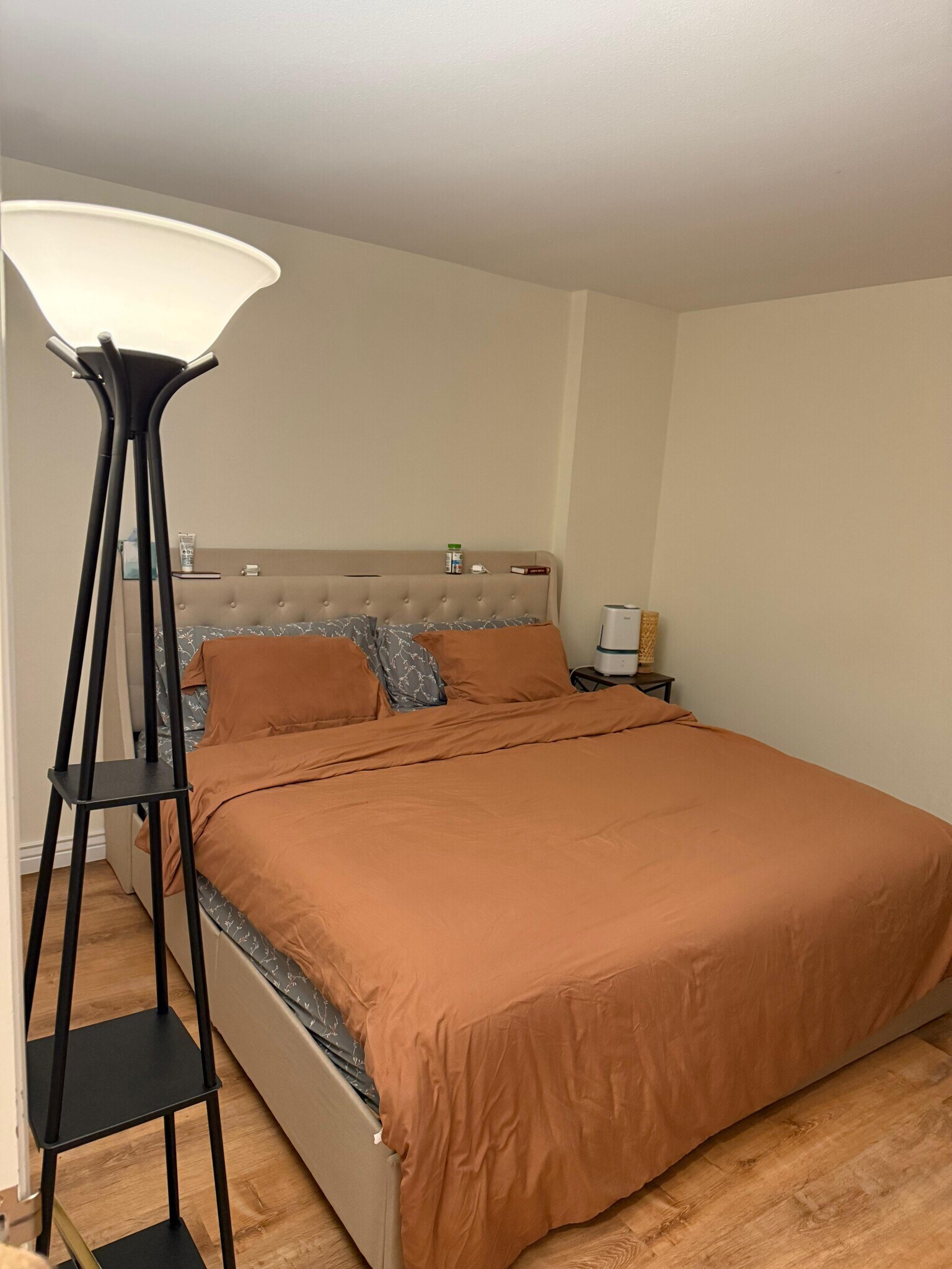 Building Photo - 137 Benchmark Rd