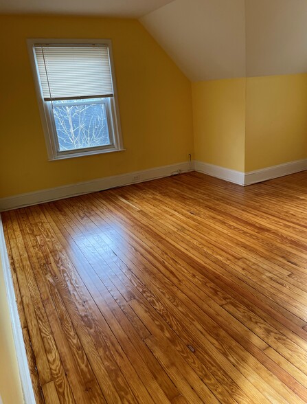 Bedroom 3 - 175 N Lansdowne Ave