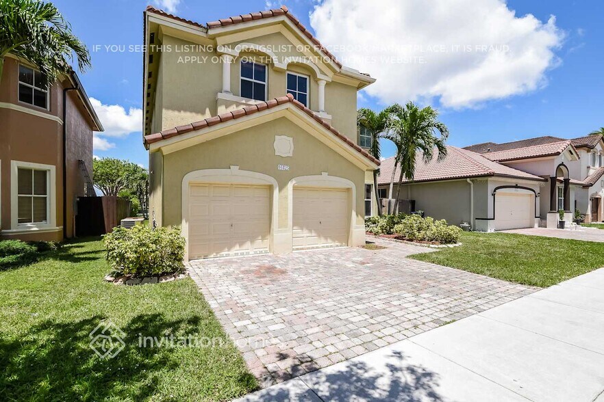 Building Photo - 16425 SW 84th St