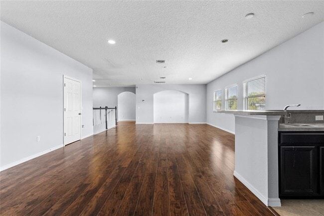 Building Photo - 14903 Fells Ln