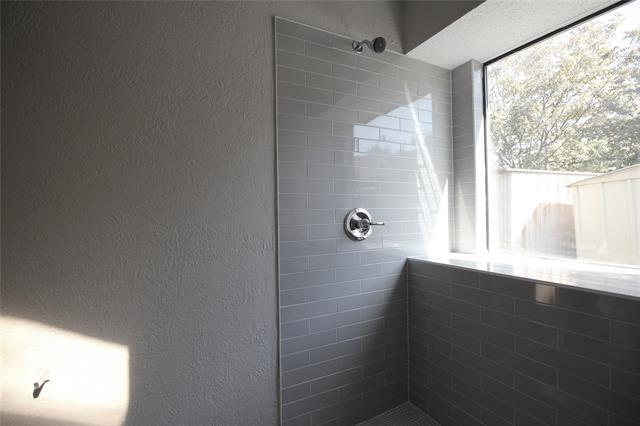 Building Photo - 2318 Springfield Ln