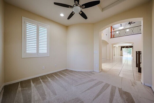 Building Photo - Stunning home located in the heart of Chandler, AZ!