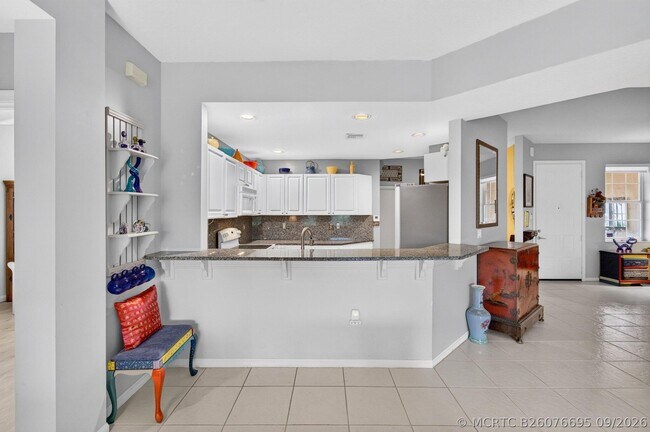 Building Photo - 12418 Crystal Pointe Dr