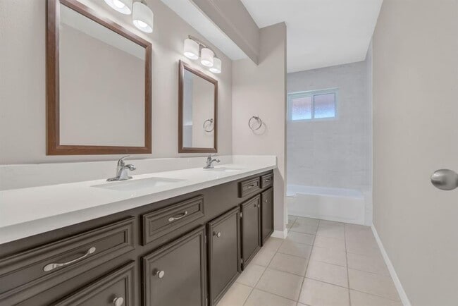 Building Photo - 22315 Walnut Valley Dr