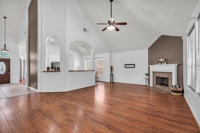 Building Photo - 7010 E Arbor Rose Ln