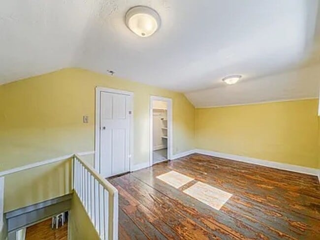 Building Photo - 2 Bed, 1 Bath Single Family Home
