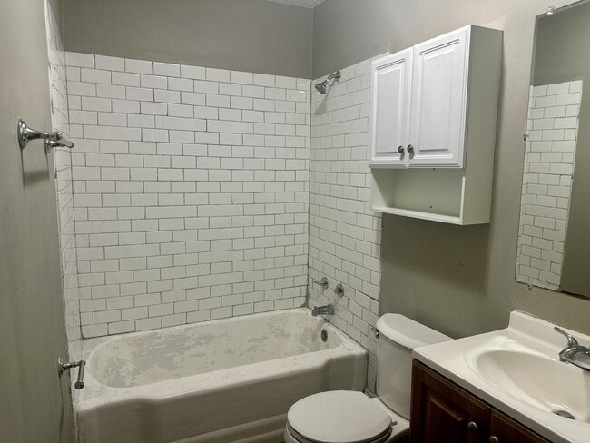 Building Photo - 2816 40th St