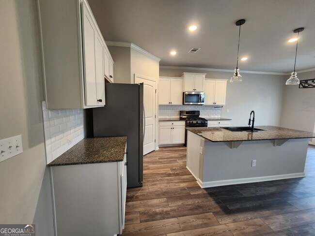 Building Photo - 4675 Dandelion Wy