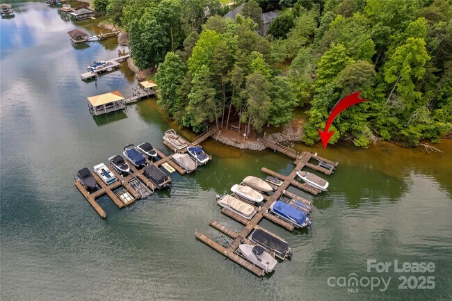 Building Photo - 4522 Long Cove Dr