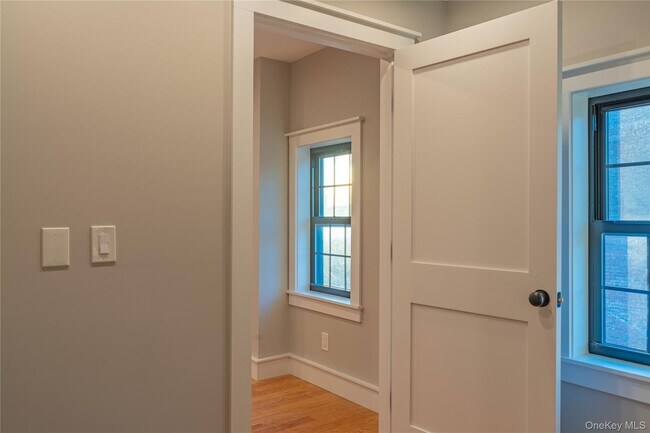 Building Photo - 85 Cannon St