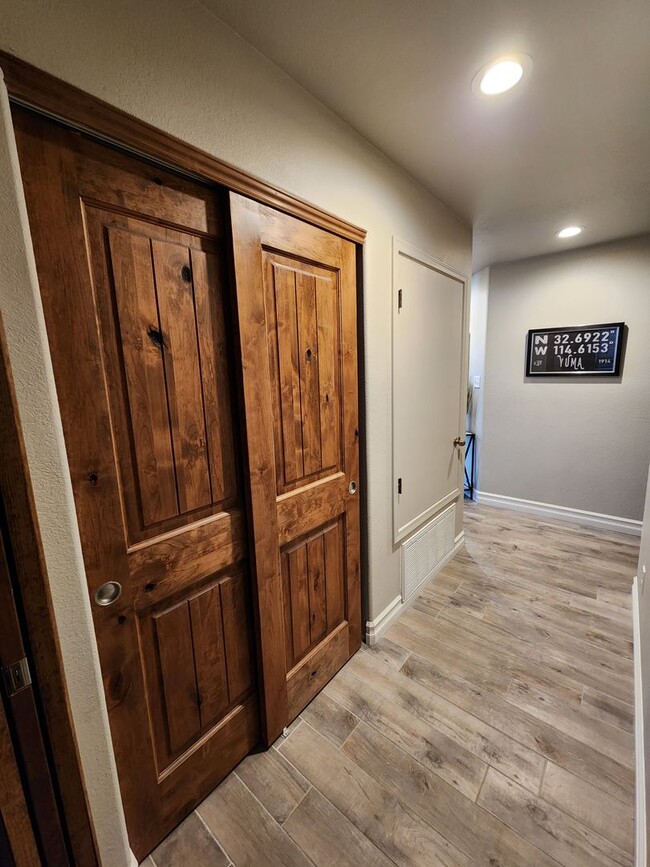 Building Photo - Amazing Fully Furnished Rental with Pool & Spa