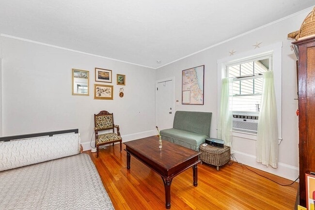 Building Photo - 27 Franklin St