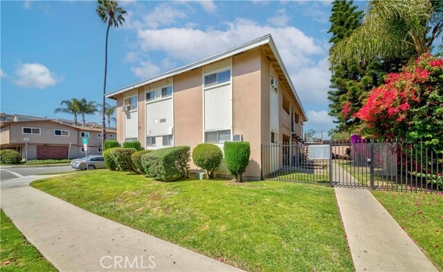 Building Photo - 1381 Burwood St