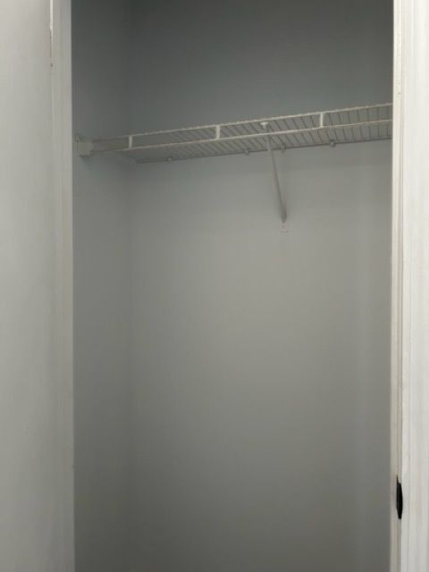 Building Photo - 1050 Dogwood Park Dr