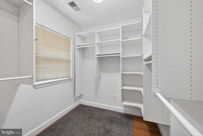 Building Photo - 5105 34th St NW