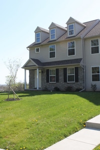 Building Photo - 231 Bethel Dr