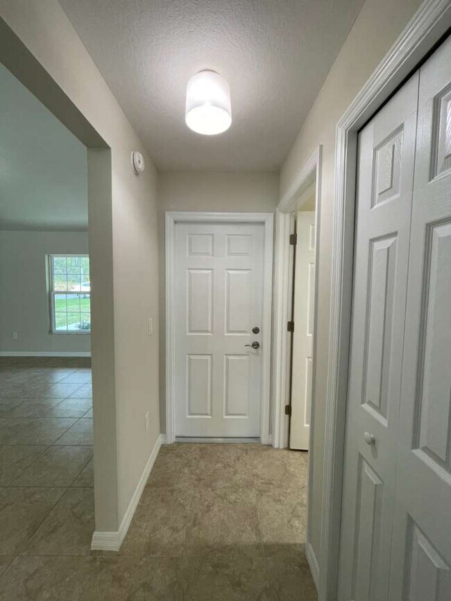 Building Photo - ***Move-in Special rest of May Free rent****Beautiful brand-new construction 3-bedroom, 2-bathroo...