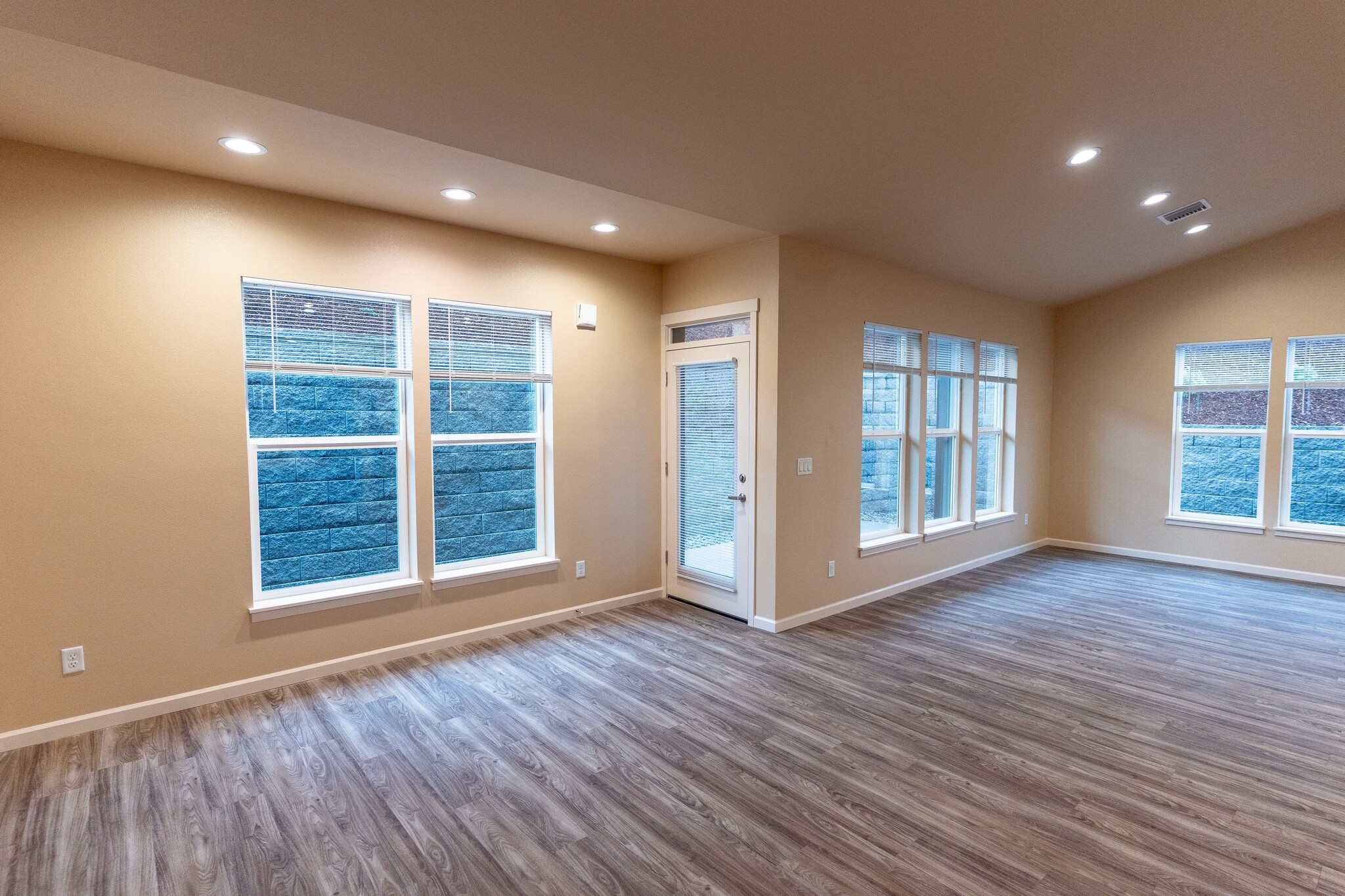 Building Photo - 5803 Joynak St S