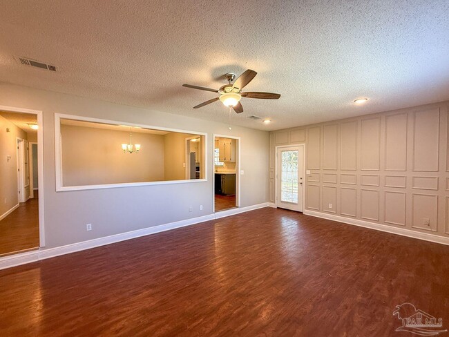 Building Photo - 7731 Beechwood Dr