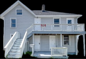 Building Photo - 501 Wood St
