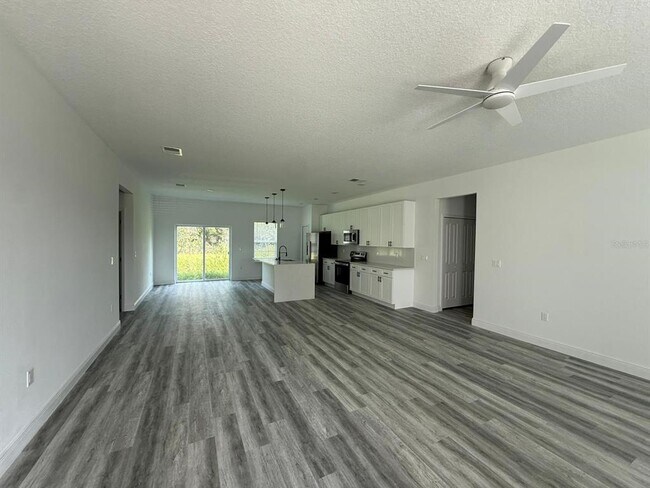 Building Photo - 2693 SW 153rd Pl Rd