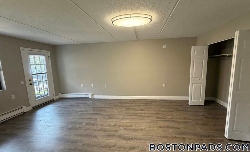 Building Photo - 757 Highland Ave