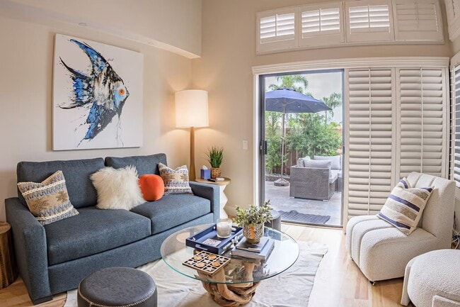 Building Photo - Spacious 3BR/3BA Townhome  | Pool, Tennis & Easy Access to Everything