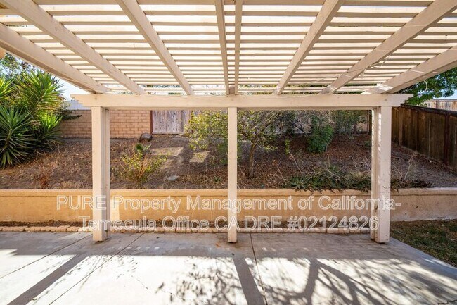 Building Photo - 45435 Piute St