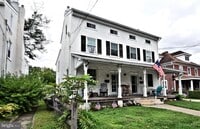 Building Photo - 19 E Germantown Pike