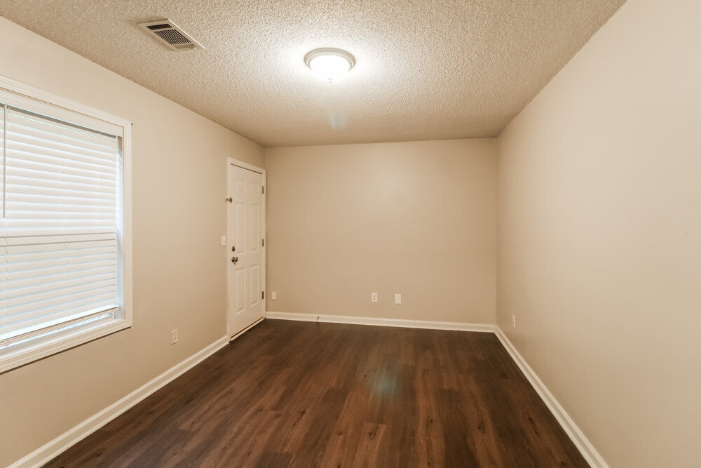 Building Photo - 2847 James Henry Dr
