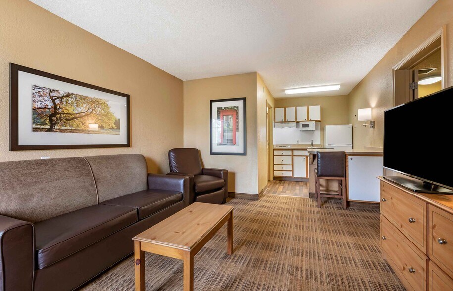 Building Photo - Furnished Studio-Jacksonville - Southside ...