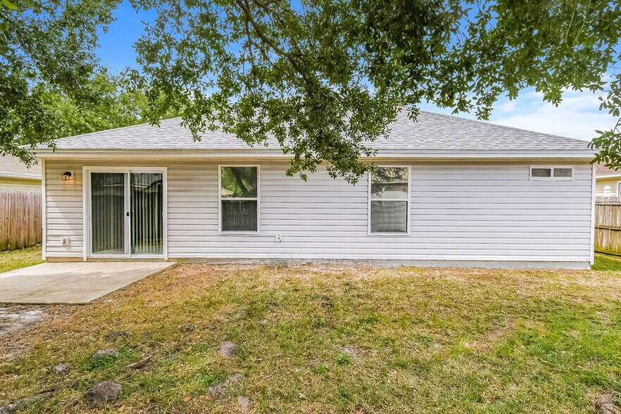 Building Photo - 11090 Stanley Steamer Ln