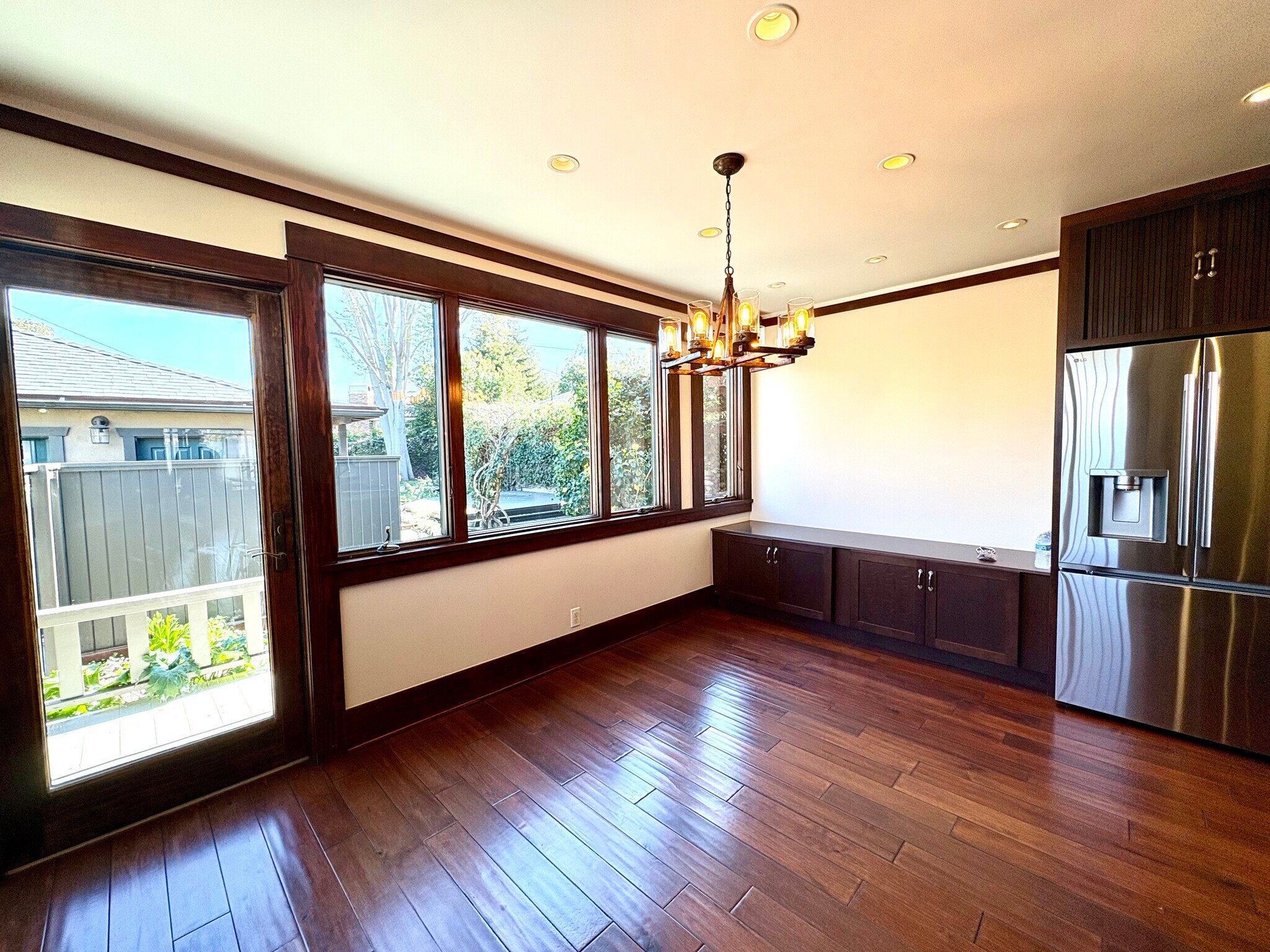 Building Photo - 3306 Gibson Pl