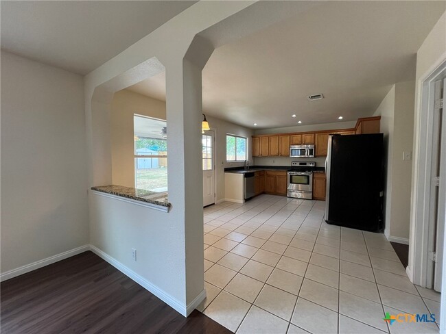 Building Photo - 2038 Castleberry Ridge