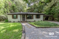 Building Photo - 556 Middle St