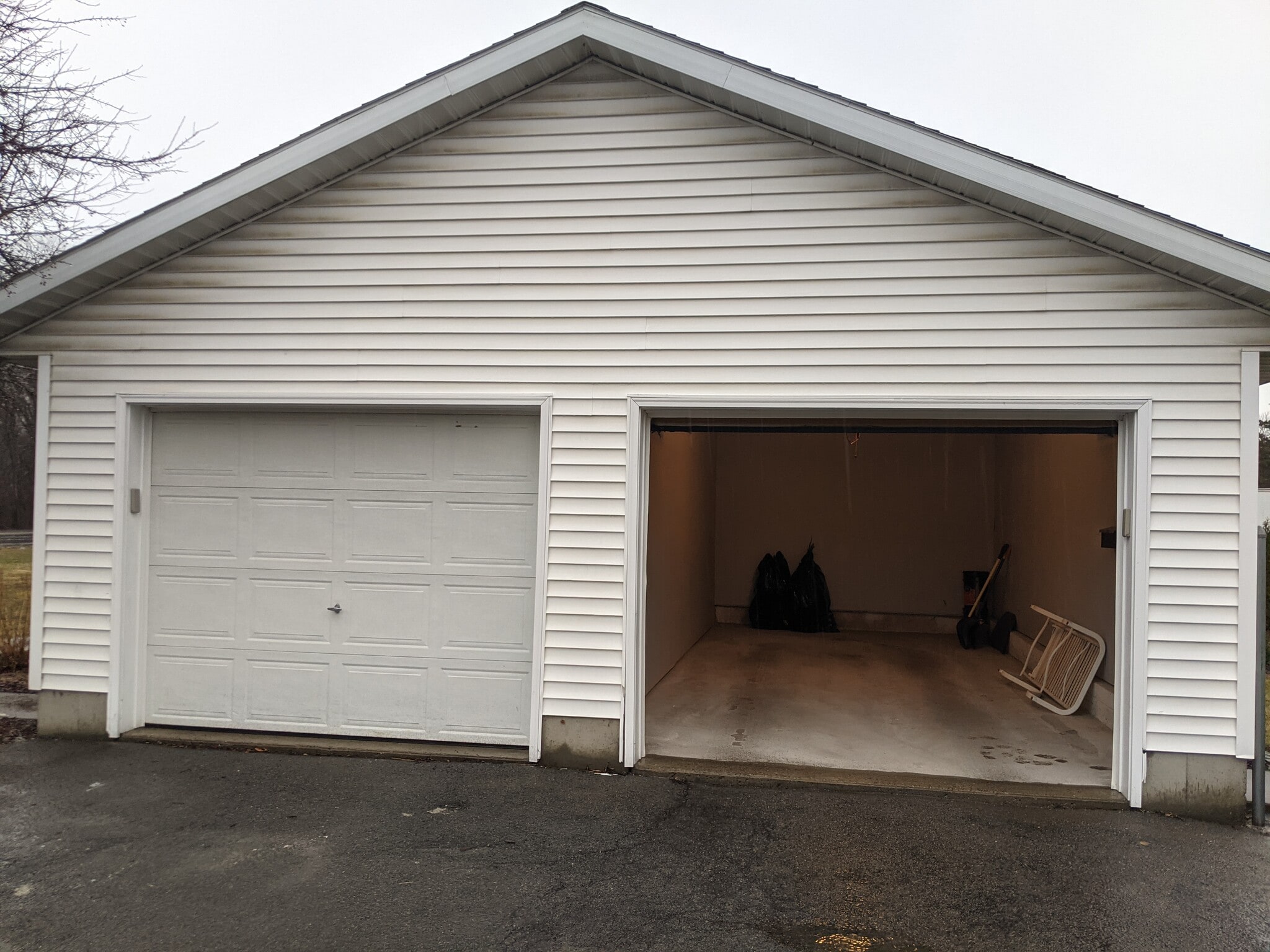 Building Photo - 1610 Vley Rd