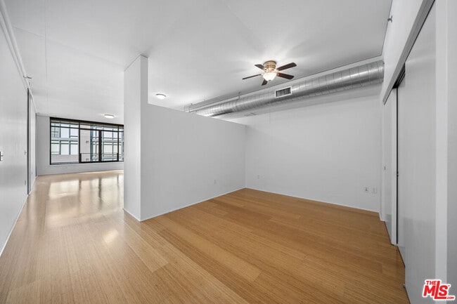 Building Photo - 1111 S Grand Ave