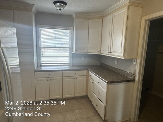 Building Photo - 2249 Stanton St