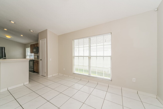 Building Photo - 8344 Fort Thomas Way