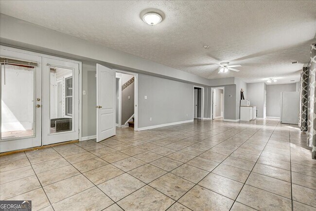 Building Photo - 56 Driftwood Ct