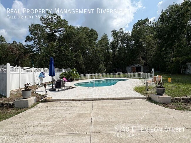 Building Photo - 6140 E Tenison St