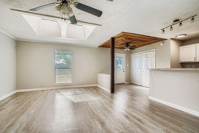 Building Photo - 226 Tara Plantation Dr